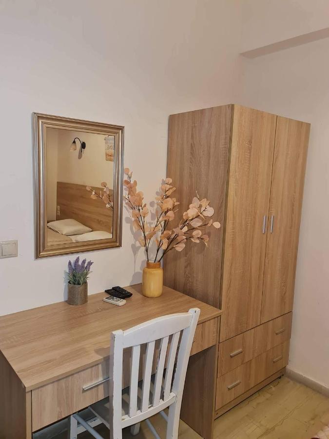 Agnes Rooms Pelekas Buitenkant foto